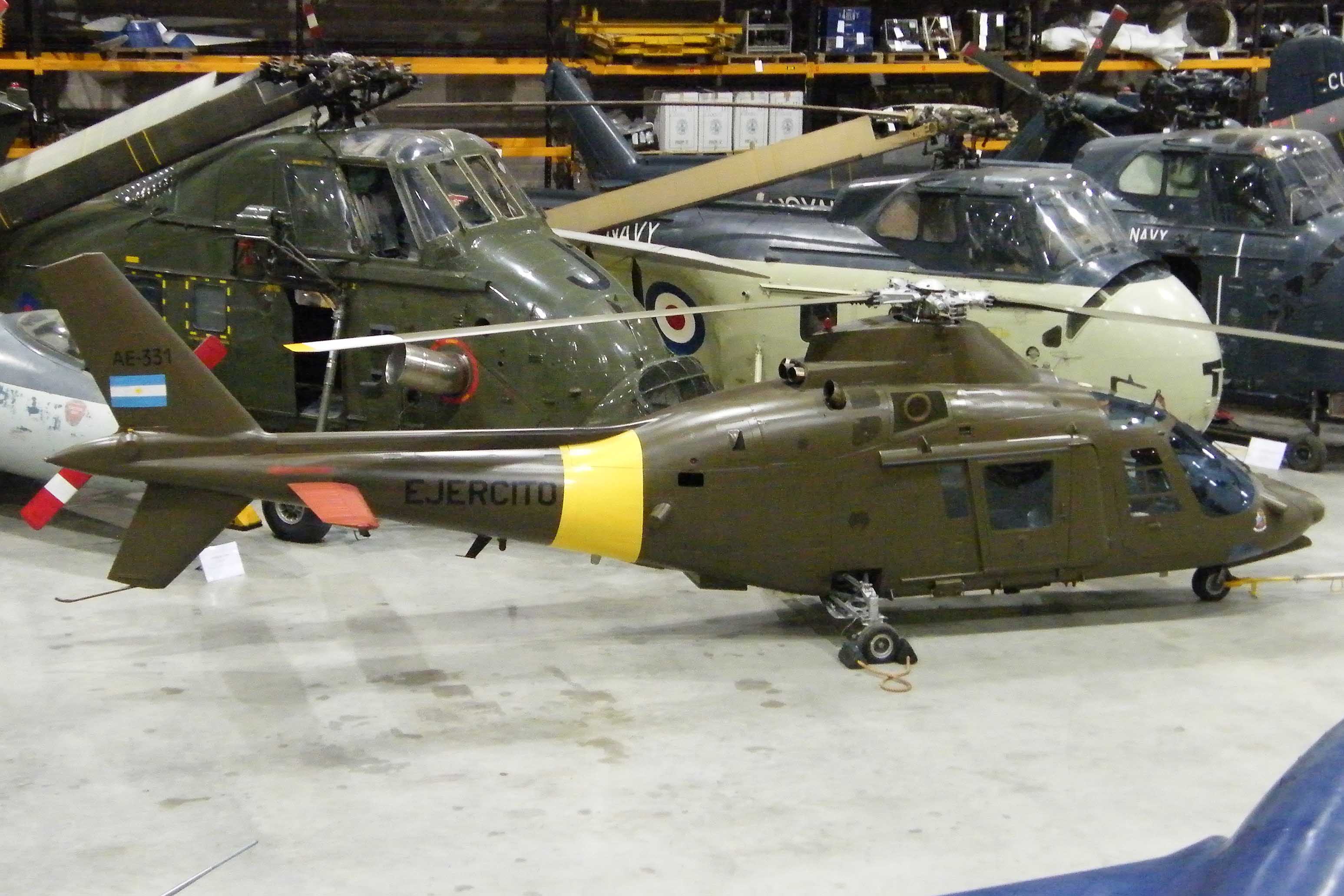 File:Agusta A109K2 Slovensko xsss.jpg - Wikimedia Commons